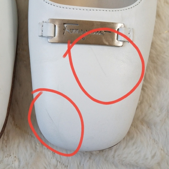 Salvatore Ferragamo Vintage Pumps - Picture 11 of 14